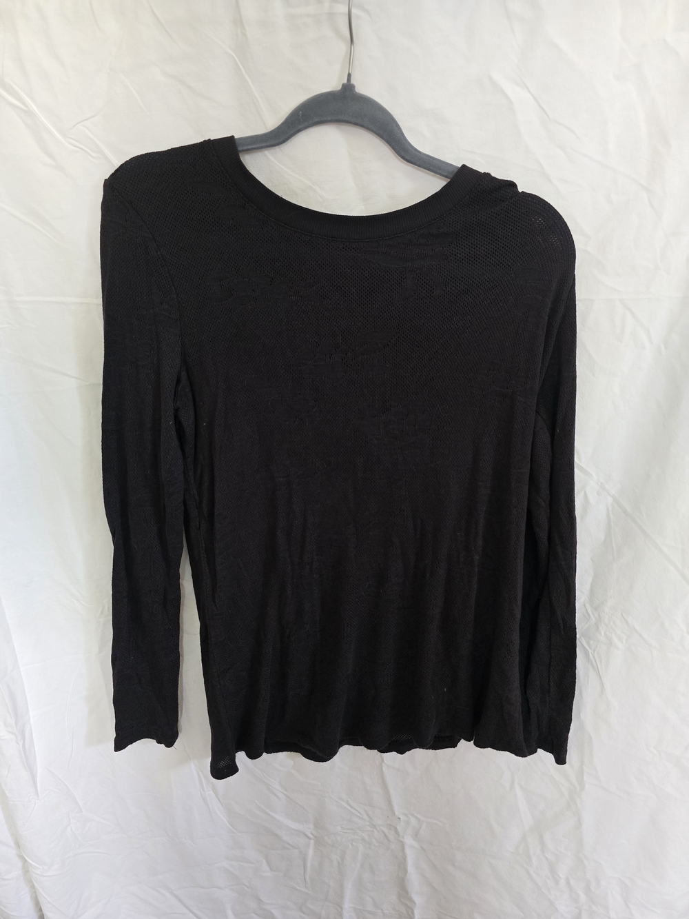 Maurices Black Lightweight Long-Sleeve Tee